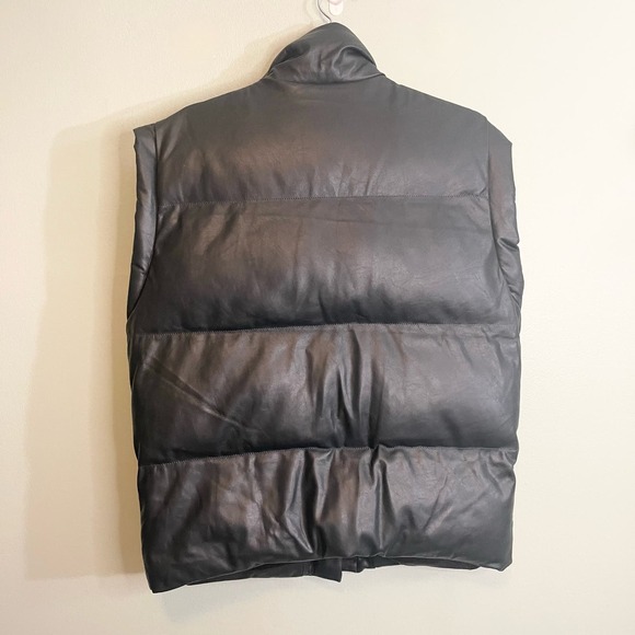Blank NYC green Quilted Puffer Vest vegan leather womens Size XS - Picture 9 of 11